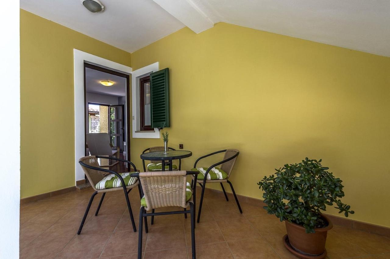 Spacious Three-Bedroom Villa Balun With Pool Poreč Exterior foto