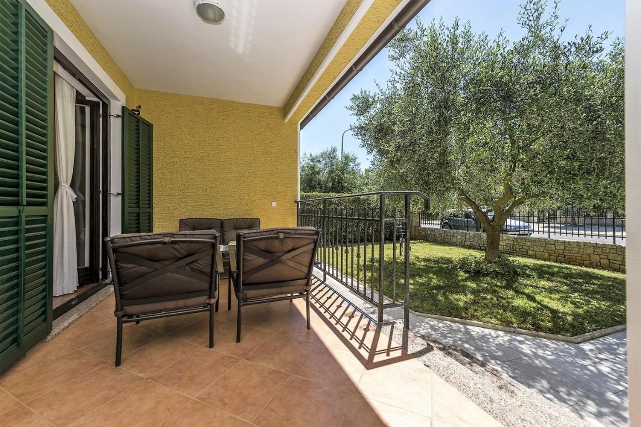 Spacious Three-Bedroom Villa Balun With Pool Poreč Exterior foto