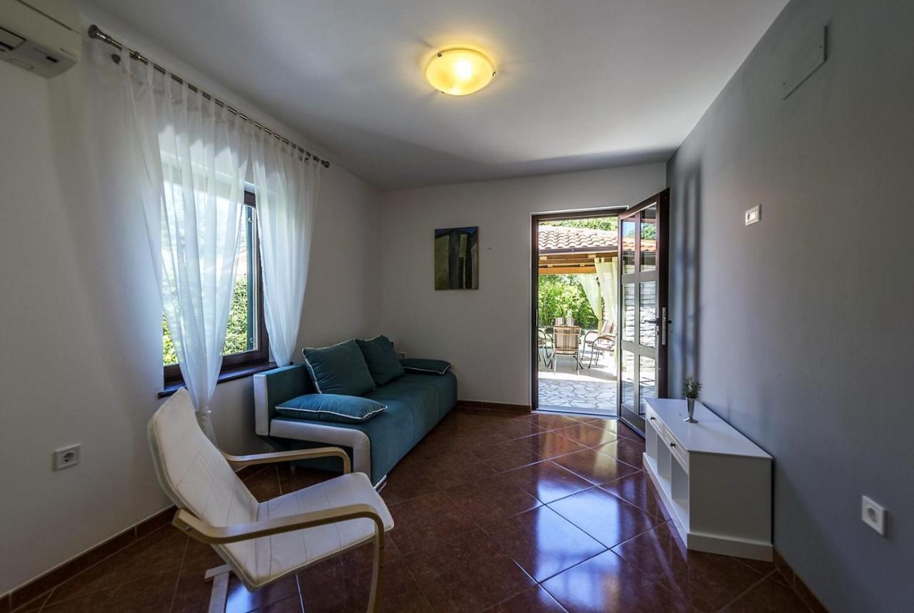 Spacious Three-Bedroom Villa Balun With Pool Poreč Exterior foto